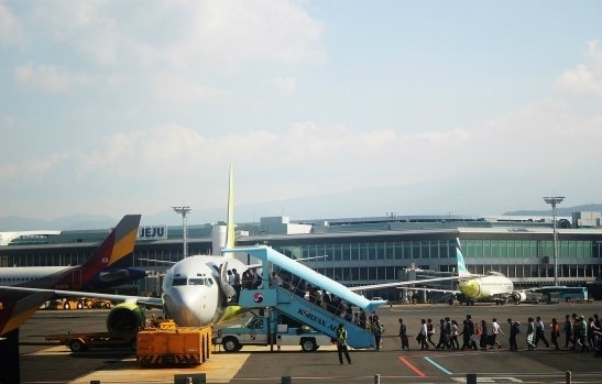 世界上最拥挤的航空路线是？ 济州——金浦路线，位列第一